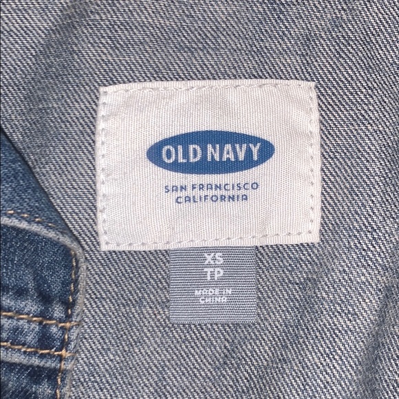 Girls old navy jean jacket - Picture 2 of 3
